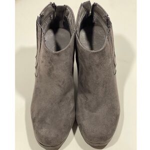 Juliette Wedge Booties (Gray) Women's size 8.5